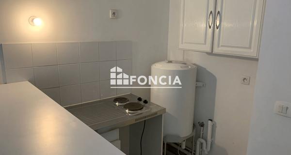 Location Studio 25.9 m² - Suresnes 92150