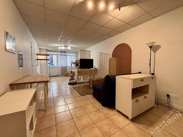 LAYRAC - Grand appartement de type 3 meublé