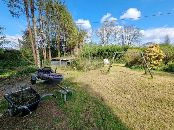 Charmante petite maison de 71 m² en pierre sur terrain de + 3980 m²