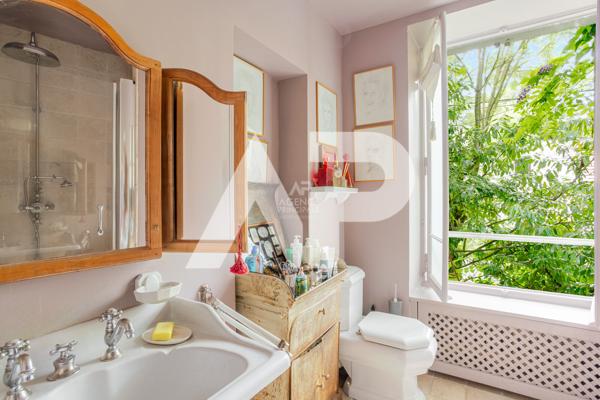 SEVRES RIVE GAUCHE - DEMEURE DE CHARME 2 190 000 € **  - Référence  673-S
