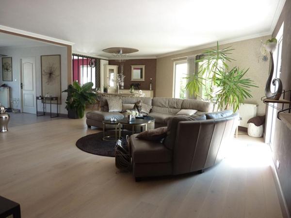 Maison Cholet 8 pièce(s) 160 m2