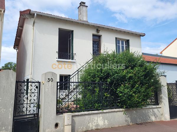 Vente
                Maison95 m² - 5 Pièces -
                    CLAMART (92140)