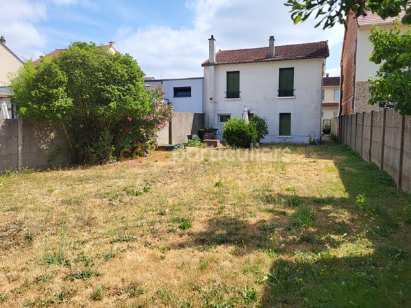 Vente
                Maison95 m² - 5 Pièces -
                    CLAMART (92140)