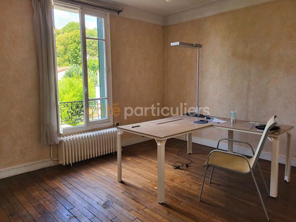 Vente
                Maison95 m² - 5 Pièces -
                    CLAMART (92140)