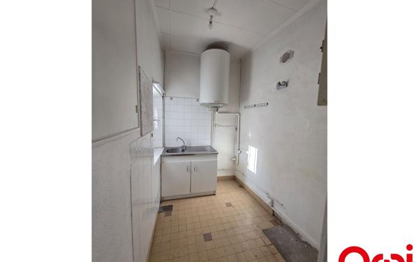 Maison à vendre    4 pièces • 98,29 m2 Saint-Étienne-de-Saint-Geoirs