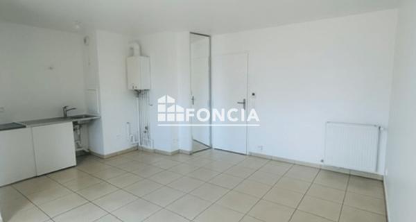 Location Appartement 2 pièces 47 m² - Brunoy 91800