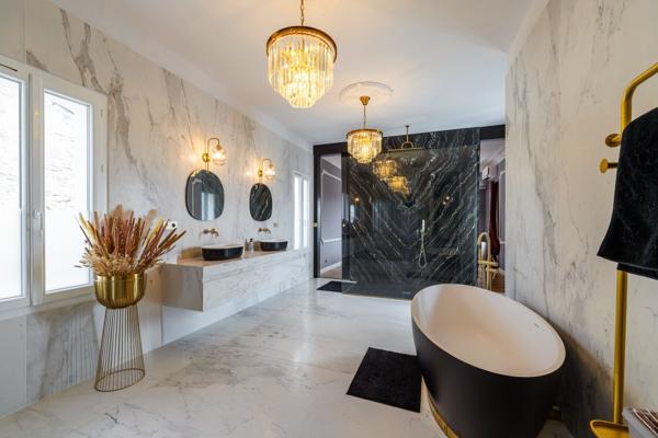 Vente Maison de luxe Le Brusc 15 Pièces 650 m²