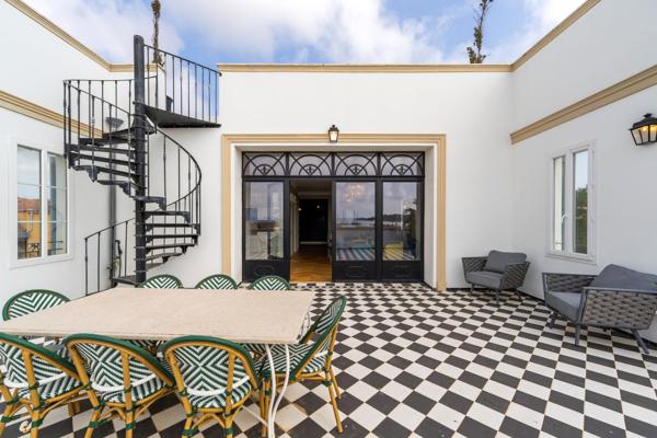 Vente Maison de luxe Le Brusc 15 Pièces 650 m²