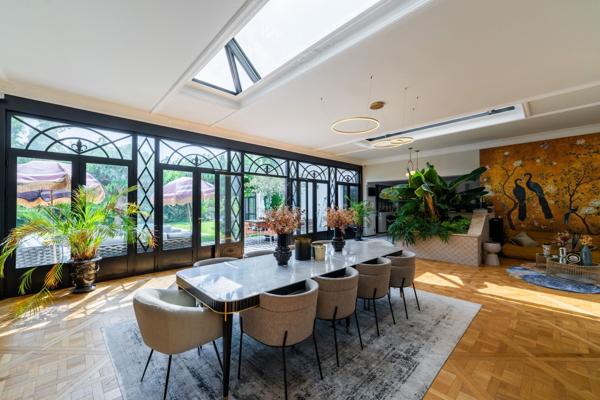 Vente Maison de luxe Le Brusc 15 Pièces 650 m²