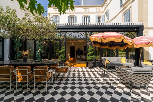 Vente Maison de luxe Le Brusc 15 Pièces 650 m²