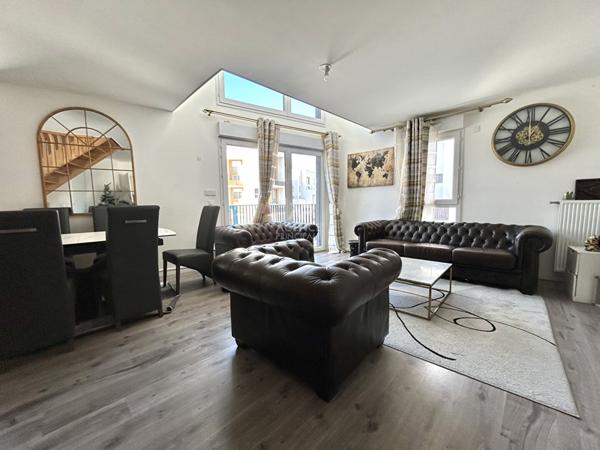 Appartement Poissy 4 pièce(s) 80.40 m2 327 000 € **  - Référence  9010