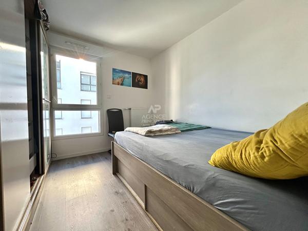 Appartement Poissy 4 pièce(s) 80.40 m2 327 000 € **  - Référence  9010