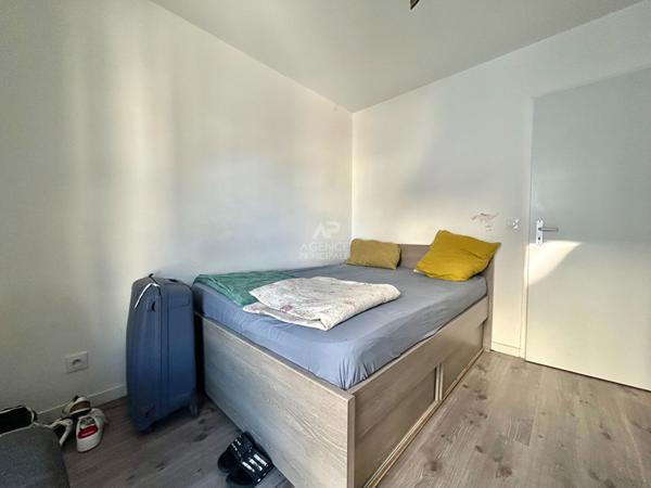 Appartement Poissy 4 pièce(s) 80.40 m2 327 000 € **  - Référence  9010