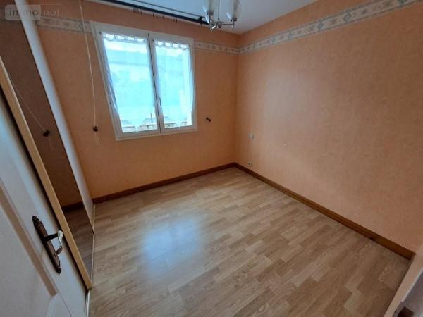 Maison à vendre à Saint-Flour dans le Cantal (15100), ref : 044/1254