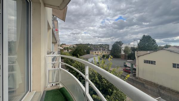Appartement Corbeil Essonnes 2 pièce(s) 47 m2