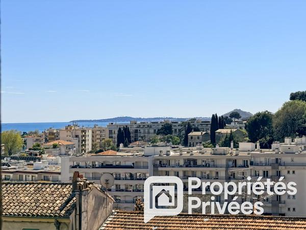 Haut-de-Cagnes  2 pièces meublé, dernier étage