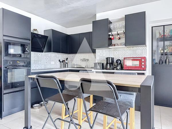 Appartement 4 pièces 96.83 m2
