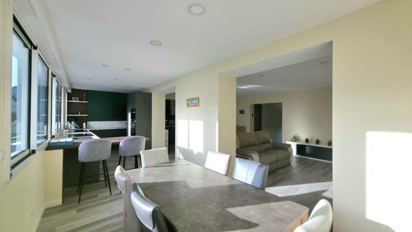 Maison 10 pièces 260 m2
