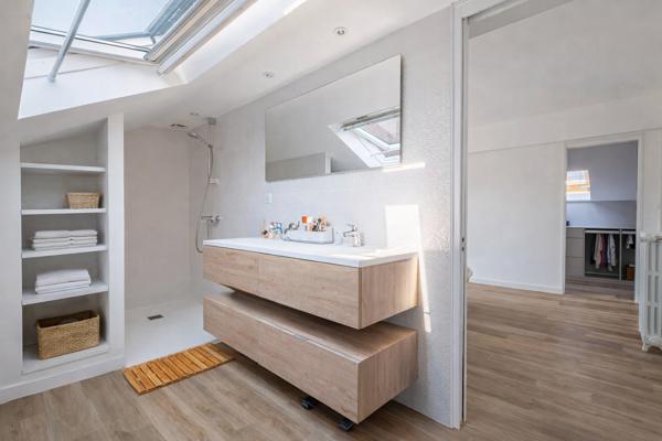 Maison 10 pièces 260 m2