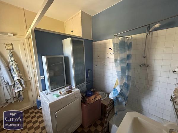 Maison à vendre 5 pièces 185m² Le Blanc (36300)