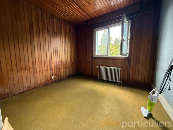 Vente
                Maison95,96 m² - 6 Pièces -
                    SAINT AMAND MONTROND (18200)