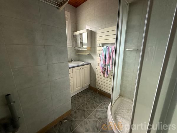 Vente
                Maison95,96 m² - 6 Pièces -
                    SAINT AMAND MONTROND (18200)