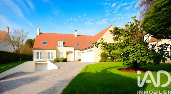 Maison à vendre 10 pièces 240 m² Villeron