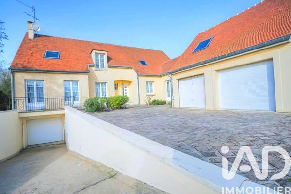 Maison à vendre 10 pièces 240 m² Villeron