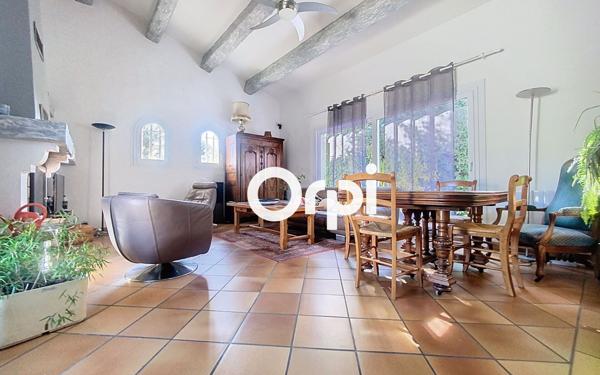 Maison à vendre    6 pièces • 180 m2 Saint-Raphaël