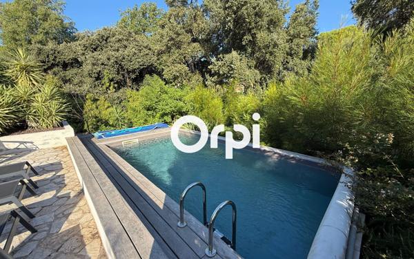 Maison à vendre    6 pièces • 180 m2 Saint-Raphaël