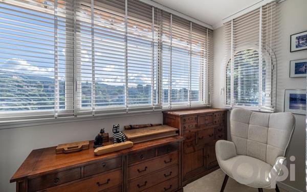 Maison à vendre    6 pièces • 190 m2 Colomars