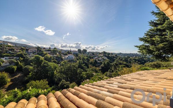 Maison à vendre    6 pièces • 190 m2 Colomars