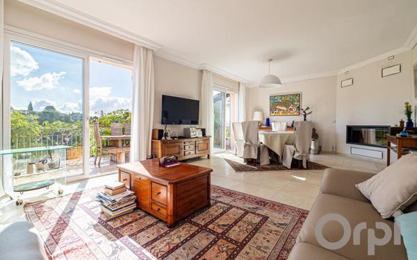 Maison à vendre    6 pièces • 190 m2 Colomars