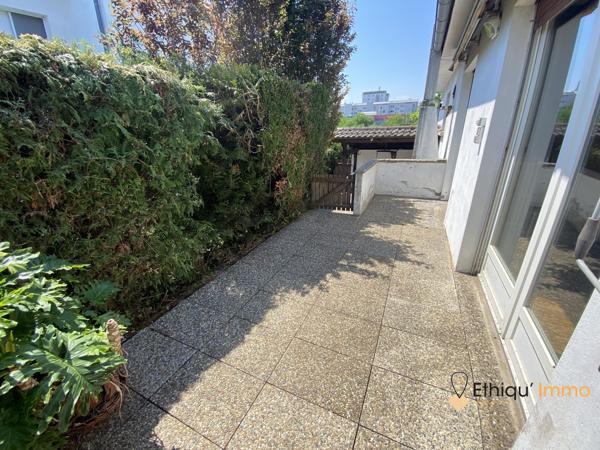 STRASBOURG - maison sur 4,39 ares jardin - terrasse