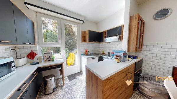 STRASBOURG - maison sur 4,39 ares jardin - terrasse