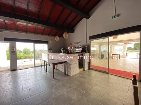 Commerce à vendre 3 pièces de 185 m²