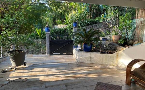 Appartement à vendre    2 pièces • 45,95 m2 Le Gosier