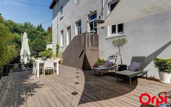 Appartement à vendre    5 pièces • 145 m2 Rillieux-la-Pape