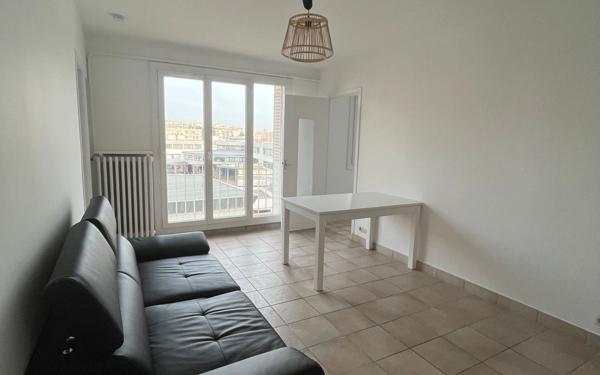 Appartement à louer    3 pièces • 52,49 m2 Villeurbanne