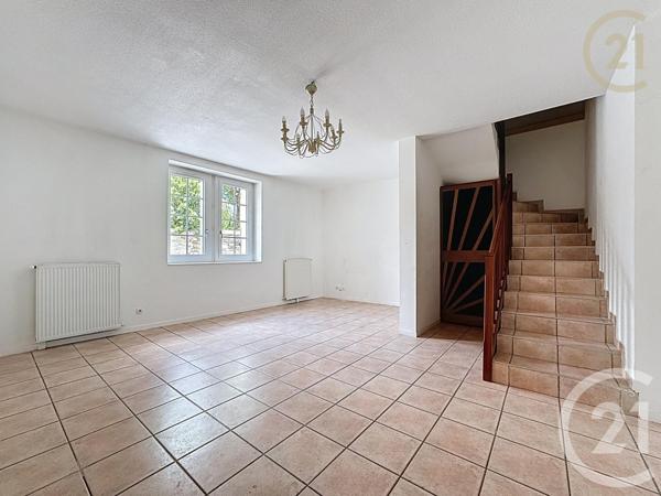 Appartement F4 à vendre  4 pièces - 92,05 m2 BOISSISE LE ROI - 77