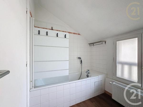 Appartement F4 à vendre  4 pièces - 92,05 m2 BOISSISE LE ROI - 77