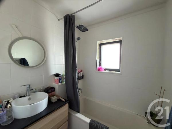 Maison à vendre  5 pièces - 140 m 2   HELLEMMES LILLE  - 59