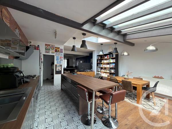 Maison à vendre  5 pièces - 140 m 2   HELLEMMES LILLE  - 59