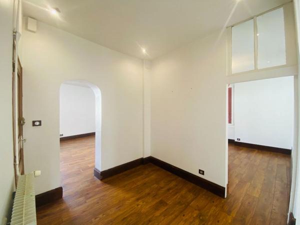 À vendre APPARTEMENT EN DUPLEX 4 CHAMBRES ET JARDIN CENTRE VILLE MONTLUCON Montlucon