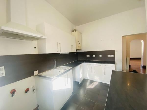 À vendre APPARTEMENT EN DUPLEX 4 CHAMBRES ET JARDIN CENTRE VILLE MONTLUCON Montlucon