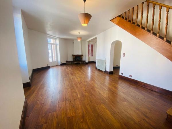 À vendre APPARTEMENT EN DUPLEX 4 CHAMBRES ET JARDIN CENTRE VILLE MONTLUCON Montlucon