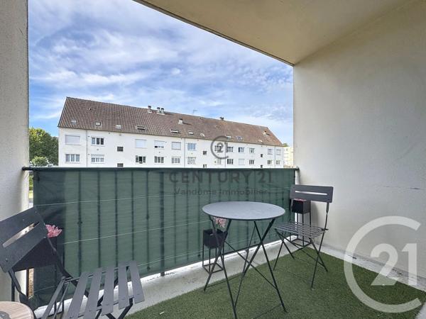 Appartement Studio à vendre  1 pièce - 28 m 2   CREPY EN VALOIS  - 60