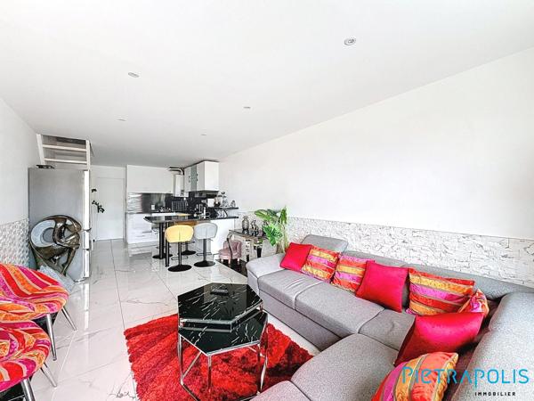 CAP D'AGDE - CENTRE PORT : Appartement T4 89,61m² loi carrez, dernier étage, ascenseur.
