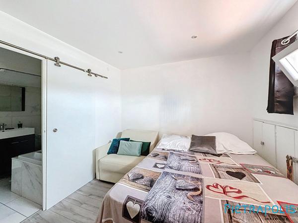 CAP D'AGDE - CENTRE PORT : Appartement T4 89,61m² loi carrez, dernier étage, ascenseur.