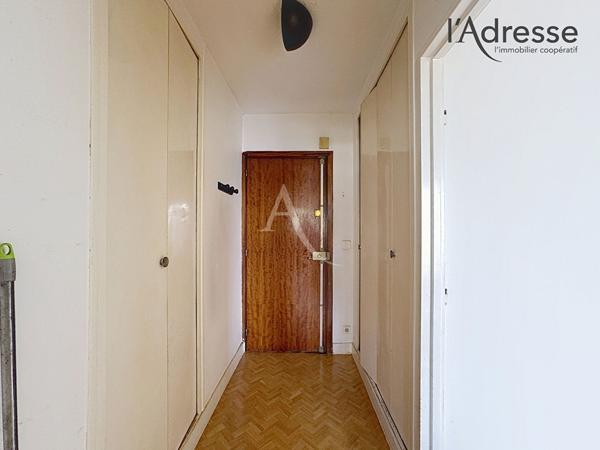 PUTEAUX/Bellerive I Appartement 2 pièces de 51 m² cave et parking